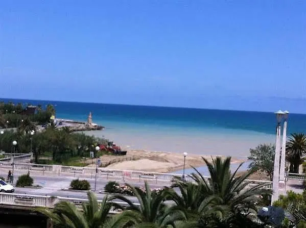 Hotel Piccolo Lido Bordighera 4*,  Italy